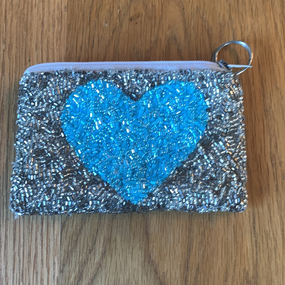 Moyna New York Beaded Heart Change Purse
